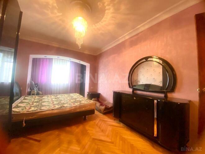 Продаётся 4-комн. вторичка 84 м², м. Иншаатчылар, photo 8 from 18