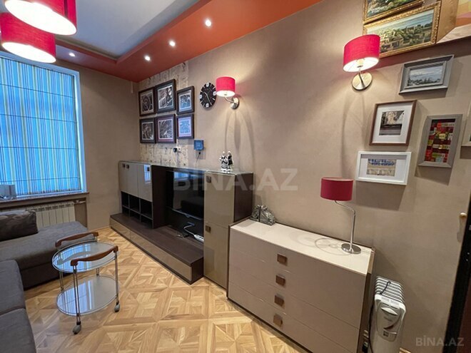 Сдаётся 1-комн. вторичка 40 м², м. Низами, photo 9 from 13