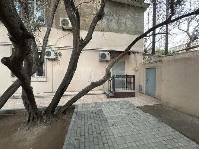 Сдаётся 3-комн. офис 100 м², м. Низами, photo 18 from 30