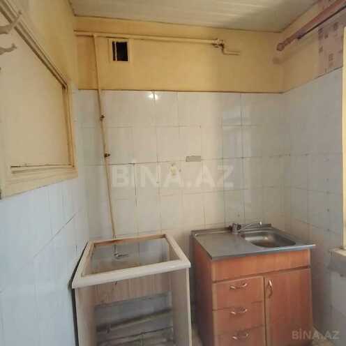 Продаётся 3-комн. вторичка 80 м², м. Нефтчиляр, photo 9 from 32