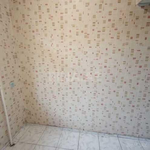 Продаётся 3-комн. вторичка 80 м², м. Нефтчиляр, photo 22 from 32