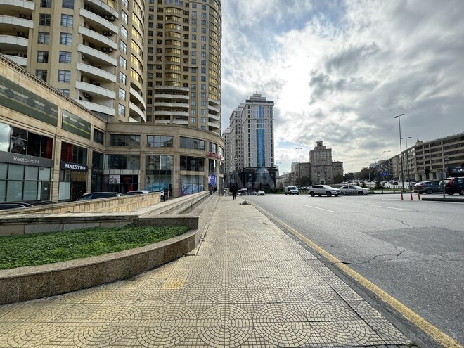 Продаётся 4-комн. новостройка 204 м², м. Низами, photo 18 from 19