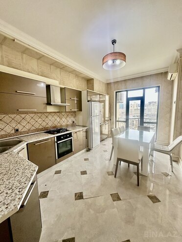 Сдаётся 4-комн. новостройка 180 м², м. Сахил, photo 21 from 32