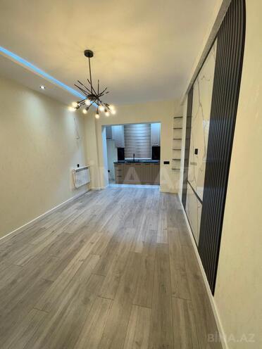 Satılır 3 otaqlı köhnə tikili 65 m², 8-ci mikrorayon q., photo 3 from 13