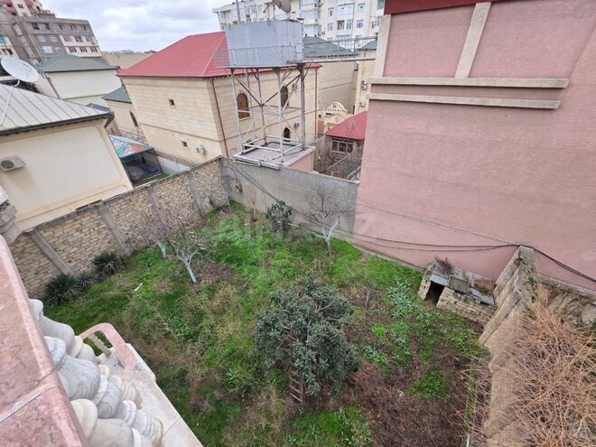 Satılır 10 otaqlı həyət evi/bağ evi 1 200 m², 6-cı mikrorayon q., photo 22 from 23