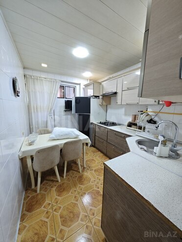 Satılır 3 otaqlı köhnə tikili 70 m², Bakıxanov q., photo 12 from 18