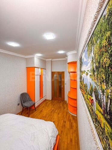 Сдаётся 4-комн. вторичка 205 м², м. Сахил, photo 20 from 26