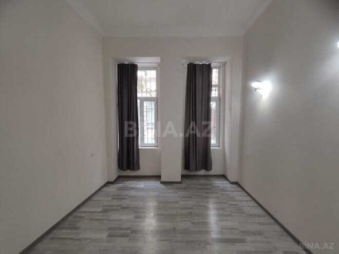 Satılır 2 otaqlı köhnə tikili 45 m², Sahil m., photo 3 from 14