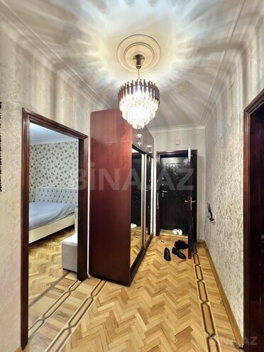 Продаётся 3-комн. вторичка 70 м², м. Нариман Нариманов, photo 12 from 13