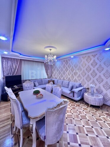 Продаётся 3-комн. вторичка 70 м², м. Нариман Нариманов, photo 3 from 13