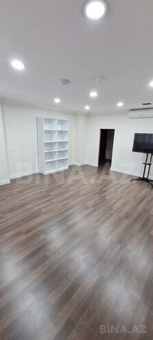 İcarəyə verilir 11 otaqlı ofis 800 m², 28 May m., photo 13 from 14
