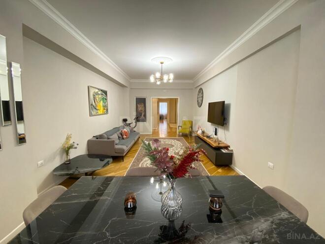 Продаётся 3-комн. новостройка 125 м², м. Элмляр Академиясы, photo 3 from 32