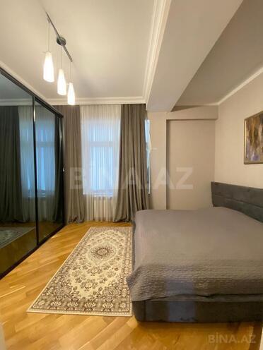 Продаётся 3-комн. новостройка 125 м², м. Элмляр Академиясы, photo 18 from 32