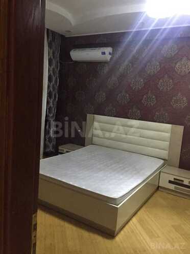 Сдаётся 3-комн. новостройка 112 м², м. Нефтчиляр, photo 18 from 23