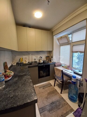 Satılır 3 otaqlı köhnə tikili 68 m², Yasamal r., photo 11 from 15