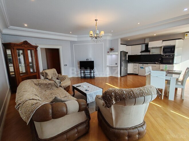 Сдаётся 3-комн. новостройка 133 м², м. 28 мая, photo 3 from 12