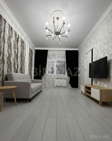 Продаётся 2-комн. вторичка 45 м², м. Мемар Аджеми, photo 1 from 7