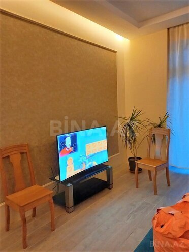 Сдаётся 2-комн. новостройка 65 м², м. 8 ноября, photo 4 from 8