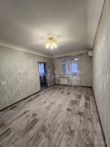 Сдаётся 2-комн. вторичка 40 м², м. Нефтчиляр, photo 3 from 13