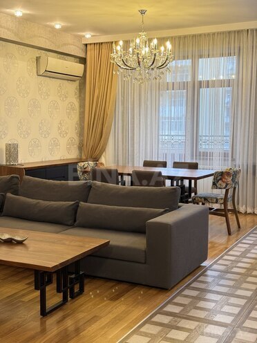 İcarəyə verilir 3 otaqlı yeni tikili 135 m², Nizami m., photo 3 from 32