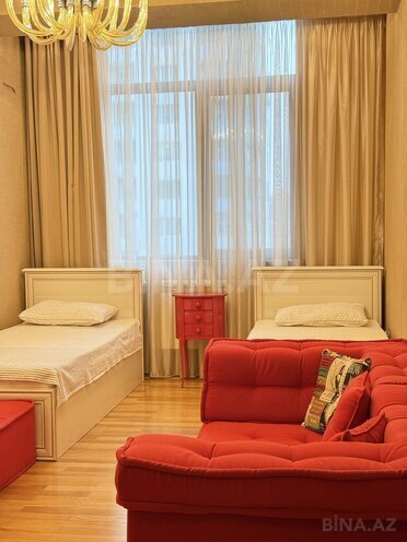 İcarəyə verilir 3 otaqlı yeni tikili 135 m², Nizami m., photo 16 from 32