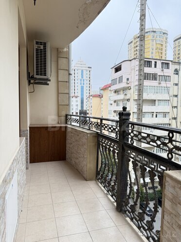 İcarəyə verilir 3 otaqlı yeni tikili 135 m², Nizami m., photo 30 from 32