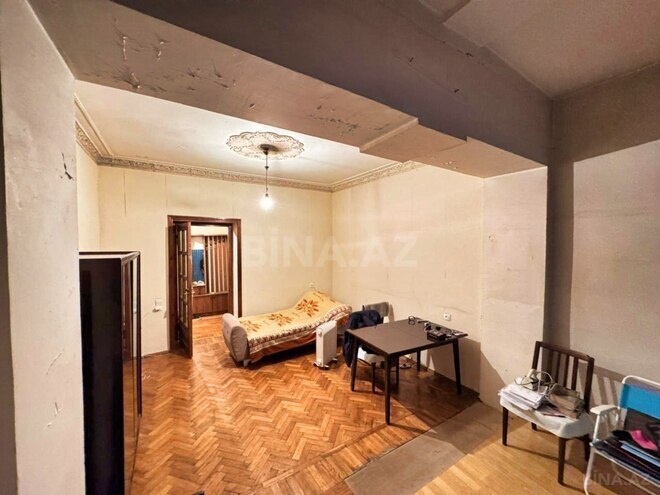 Satılır 2 otaqlı köhnə tikili 65 m², Nəsimi r., photo 6 from 14