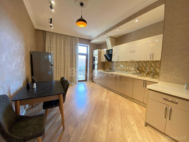 İcarəyə verilir 2 otaqlı yeni tikili 90 m², Ağ şəhər q., photo 6 from 16