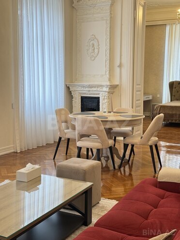 İcarəyə verilir 2 otaqlı köhnə tikili 80 m², Sahil m., photo 7 from 24