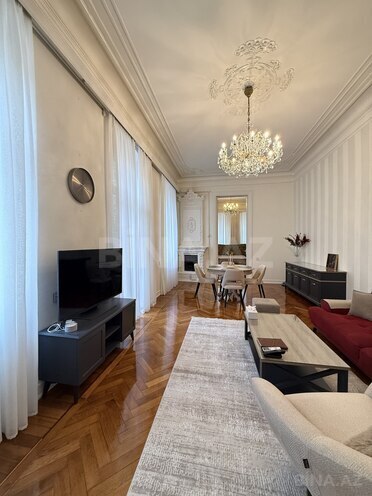 İcarəyə verilir 2 otaqlı köhnə tikili 80 m², Sahil m., photo 8 from 24