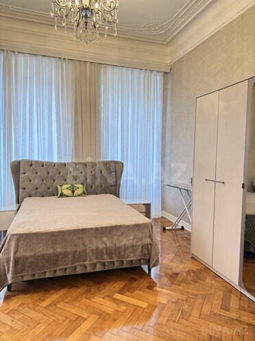 İcarəyə verilir 2 otaqlı köhnə tikili 80 m², Sahil m., photo 22 from 24