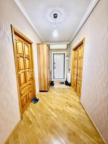 Продаётся 4-комн. вторичка 100 м², м. Кара Караев, photo 13 from 18