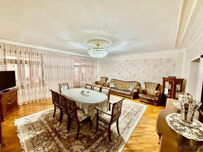 Продаётся 4-комн. вторичка 100 м², м. Кара Караев, photo 5 from 18