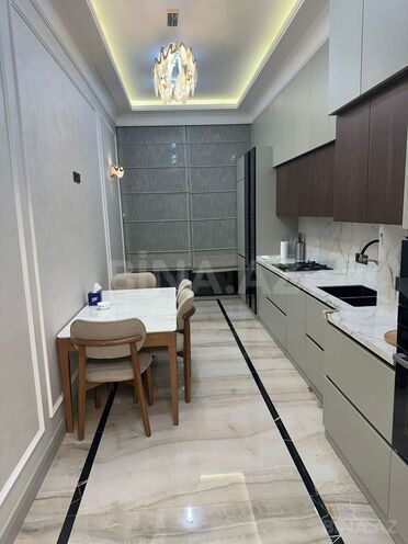İcarəyə verilir 3 otaqlı yeni tikili 180 m², 28 May m., photo 12 from 19