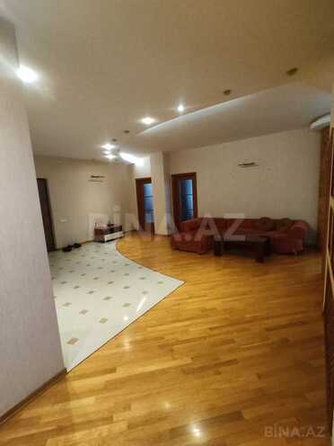 İcarəyə verilir 4 otaqlı yeni tikili 200 m², 28 May m., photo 15 from 22