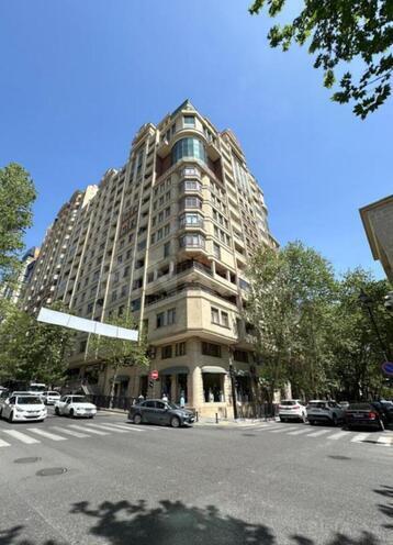Продаётся 4-комн. новостройка 240 м², м. 28 мая, photo 1 from 29