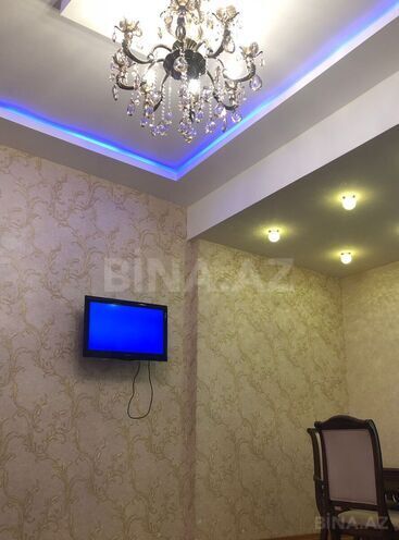 İcarəyə verilir 2 otaqlı köhnə tikili 70 m², Sahil m., photo 6 from 14