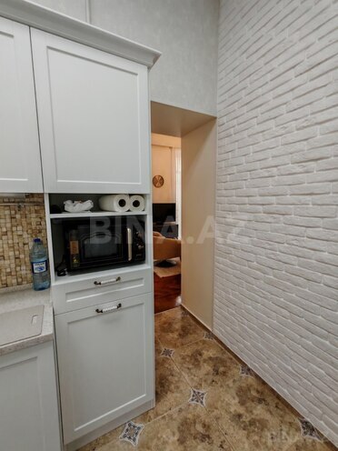 İcarəyə verilir 2 otaqlı köhnə tikili 85 m², Sahil m., photo 15 from 26