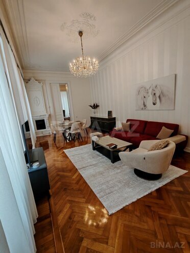 İcarəyə verilir 2 otaqlı köhnə tikili 85 m², Sahil m., photo 20 from 26
