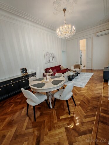 İcarəyə verilir 2 otaqlı köhnə tikili 85 m², Sahil m., photo 23 from 26