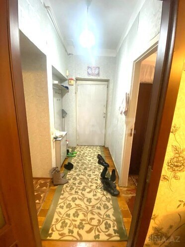 Продаётся 3-комн. вторичка 65 м², м. Ази Асланов, photo 17 from 24