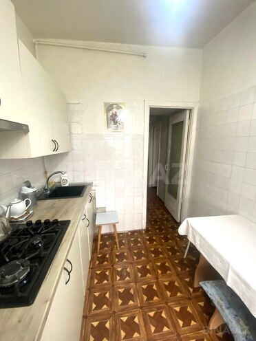 Продаётся 3-комн. вторичка 65 м², м. Ази Асланов, photo 12 from 24