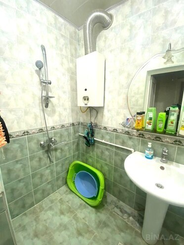 Продаётся 3-комн. вторичка 65 м², м. Ази Асланов, photo 19 from 24