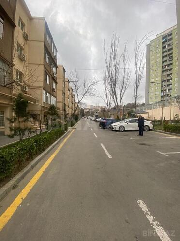 Продаётся 3-комн. вторичка 65 м², м. Ази Асланов, photo 21 from 24