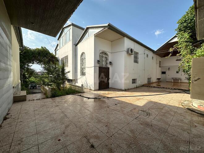 Продаётся 14-комн. дом/дача 400 м², м. Насими, photo 1 from 21