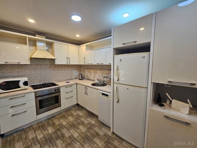 Satılır 3 otaqlı köhnə tikili 100 m², Sahil m., photo 10 from 19