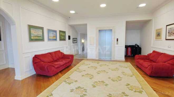 Satılır 10 otaqlı həyət evi/bağ evi 1 100 m², Novxanı q., photo 6 from 25