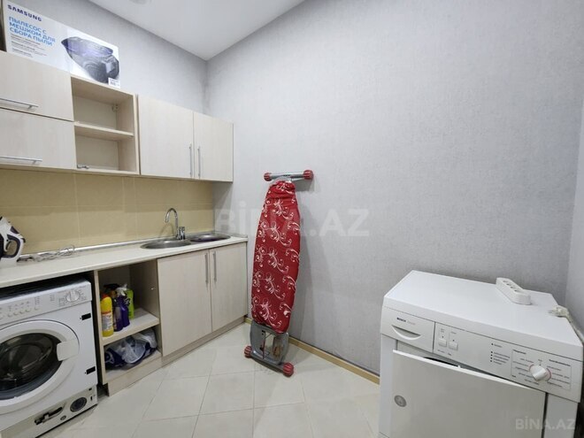 İcarəyə verilir 3 otaqlı yeni tikili 200 m², 28 May m., photo 21 from 27