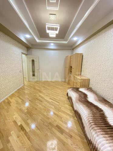 Сдаётся 3-комн. новостройка 154 м², м. Нефтчиляр, photo 13 from 27