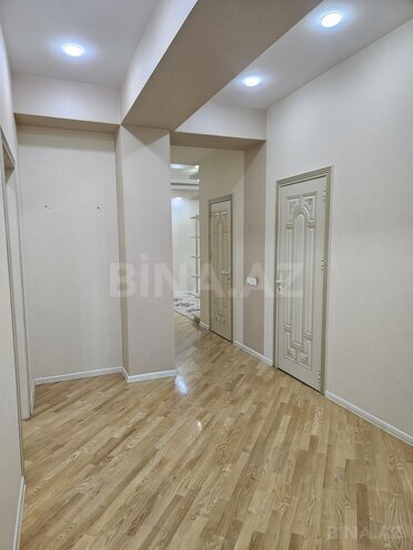 Сдаётся 3-комн. новостройка 154 м², м. Нефтчиляр, photo 24 from 27
